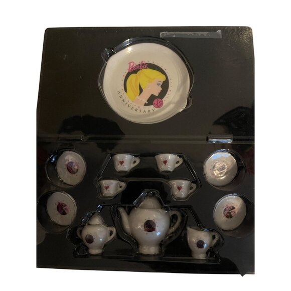 Barbie 35th Anniversary Miniature Nostalgic China Teaset For Ages 8 & Up - Picture 3 of 15